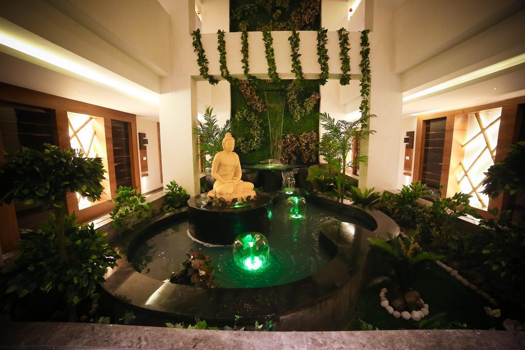 Meghdoot Hotel & Resort Ujjain Luaran gambar